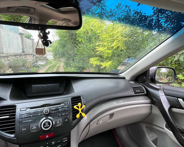 Серый Хонда Аккорд, объемом двигателя 2.2 л и пробегом 341 тыс. км за 8500 $, фото 13 на Automoto.ua