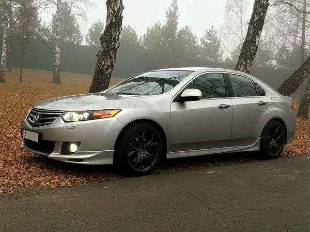 Сірий Хонда Аккорд, об'ємом двигуна 2.4 л та пробігом 247 тис. км за 9700 $, фото 6 на Automoto.ua