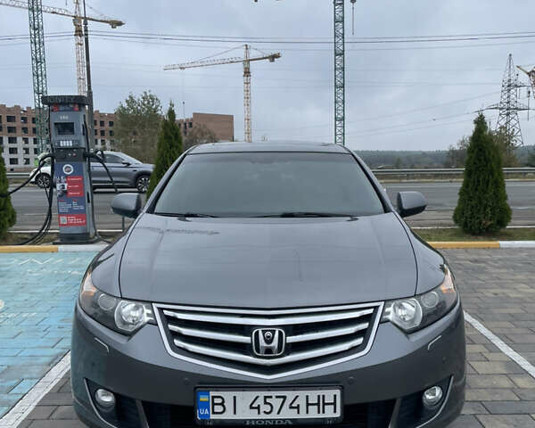 Серый Хонда Аккорд, объемом двигателя 2.4 л и пробегом 150 тыс. км за 11999 $, фото 7 на Automoto.ua