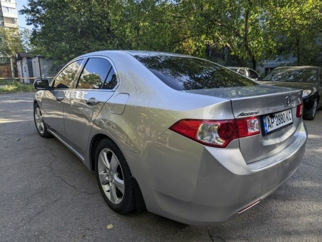 Серый Хонда Аккорд, объемом двигателя 2 л и пробегом 191 тыс. км за 8800 $, фото 5 на Automoto.ua