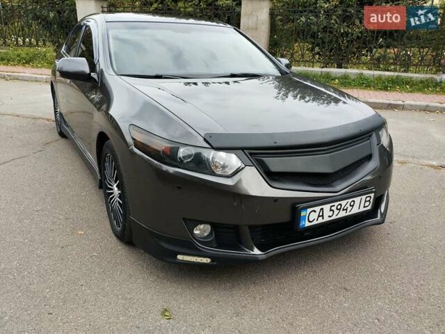 Сірий Хонда Аккорд, об'ємом двигуна 2 л та пробігом 249 тис. км за 8700 $, фото 2 на Automoto.ua