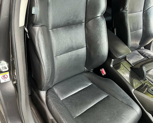 Серый Хонда Аккорд, объемом двигателя 2.4 л и пробегом 248 тыс. км за 8900 $, фото 29 на Automoto.ua