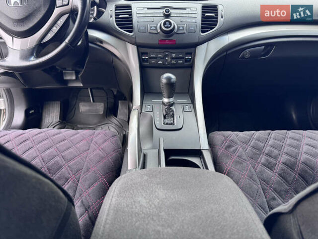 Серый Хонда Аккорд, объемом двигателя 2 л и пробегом 120 тыс. км за 8200 $, фото 8 на Automoto.ua