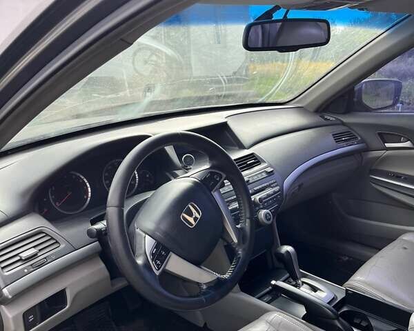 Сірий Хонда Аккорд, об'ємом двигуна 2.4 л та пробігом 257 тис. км за 5000 $, фото 2 на Automoto.ua
