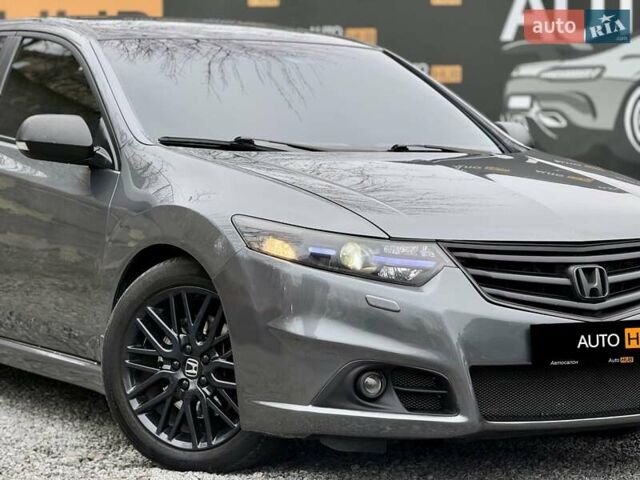 Серый Хонда Аккорд, объемом двигателя 2.4 л и пробегом 203 тыс. км за 9500 $, фото 2 на Automoto.ua