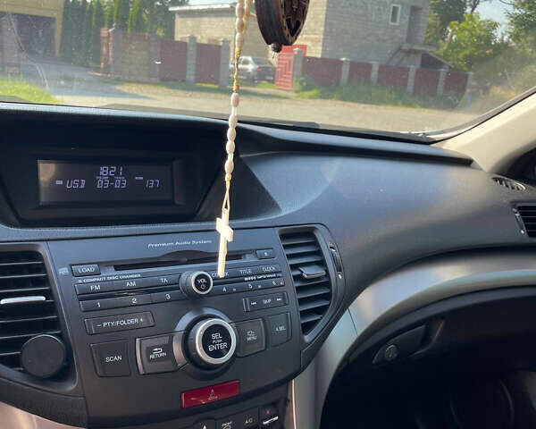 Сірий Хонда Аккорд, об'ємом двигуна 2.4 л та пробігом 260 тис. км за 8000 $, фото 8 на Automoto.ua