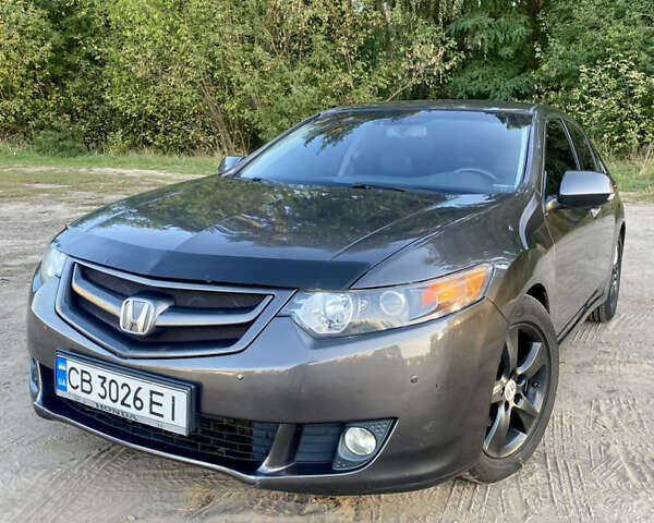 Сірий Хонда Аккорд, об'ємом двигуна 2 л та пробігом 285 тис. км за 7999 $, фото 2 на Automoto.ua