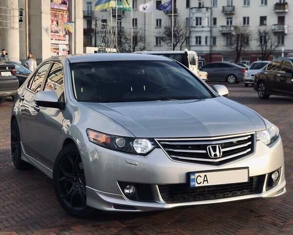 Сірий Хонда Аккорд, об'ємом двигуна 2.4 л та пробігом 247 тис. км за 10000 $, фото 3 на Automoto.ua