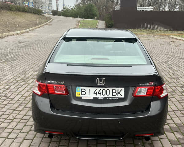 Серый Хонда Аккорд, объемом двигателя 2.35 л и пробегом 196 тыс. км за 9500 $, фото 6 на Automoto.ua