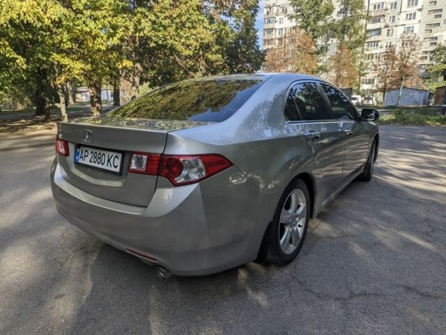 Серый Хонда Аккорд, объемом двигателя 2 л и пробегом 191 тыс. км за 8800 $, фото 3 на Automoto.ua