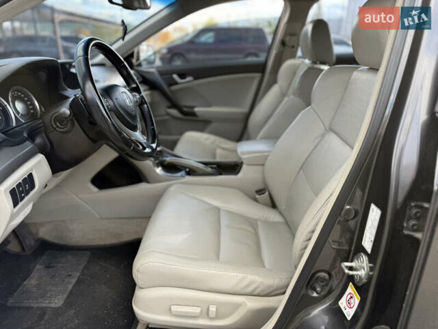 Серый Хонда Аккорд, объемом двигателя 2 л и пробегом 200 тыс. км за 8699 $, фото 9 на Automoto.ua