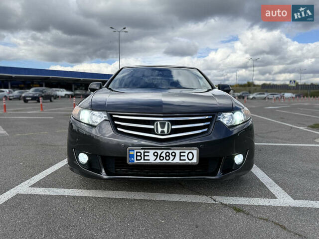 Серый Хонда Аккорд, объемом двигателя 2.35 л и пробегом 212 тыс. км за 9700 $, фото 16 на Automoto.ua