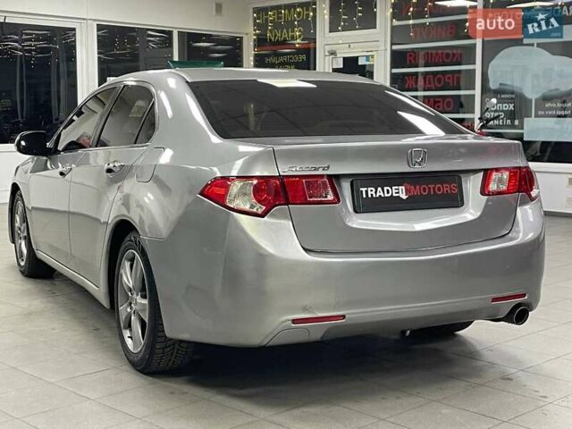 Серый Хонда Аккорд, объемом двигателя 2 л и пробегом 291 тыс. км за 6290 $, фото 7 на Automoto.ua