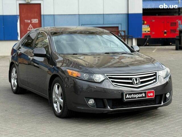 Серый Хонда Аккорд, объемом двигателя 2 л и пробегом 313 тыс. км за 8990 $, фото 2 на Automoto.ua