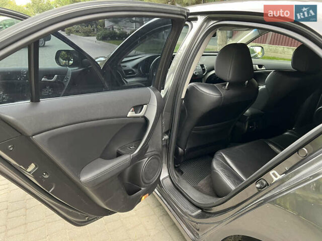 Серый Хонда Аккорд, объемом двигателя 2.4 л и пробегом 248 тыс. км за 8900 $, фото 33 на Automoto.ua