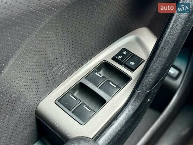 Серый Хонда Аккорд, объемом двигателя 2.4 л и пробегом 203 тыс. км за 9500 $, фото 24 на Automoto.ua