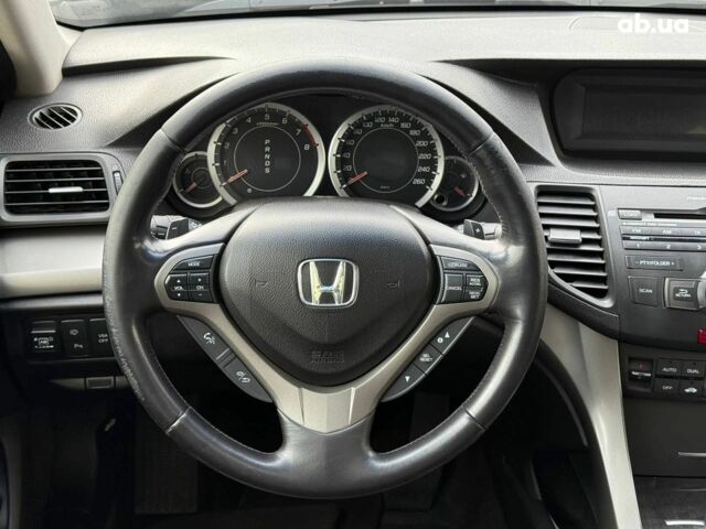 Серый Хонда Аккорд, объемом двигателя 2 л и пробегом 313 тыс. км за 8990 $, фото 20 на Automoto.ua