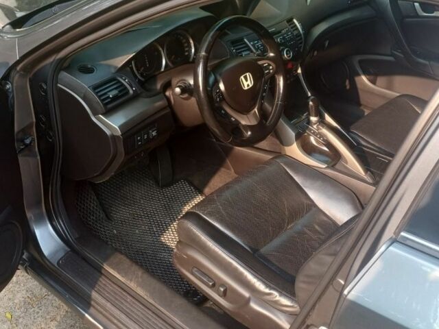 Сірий Хонда Аккорд, об'ємом двигуна 2.4 л та пробігом 254 тис. км за 7875 $, фото 3 на Automoto.ua