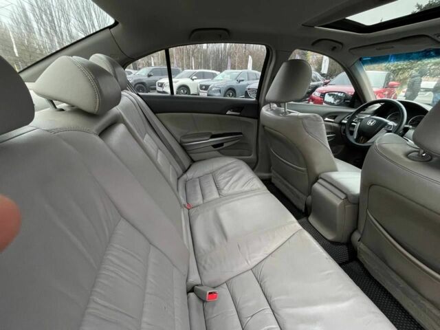 Сірий Хонда Аккорд, об'ємом двигуна 2.4 л та пробігом 171 тис. км за 8800 $, фото 21 на Automoto.ua