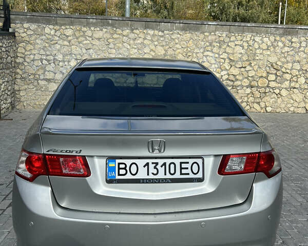 Сірий Хонда Аккорд, об'ємом двигуна 2.4 л та пробігом 271 тис. км за 8700 $, фото 16 на Automoto.ua