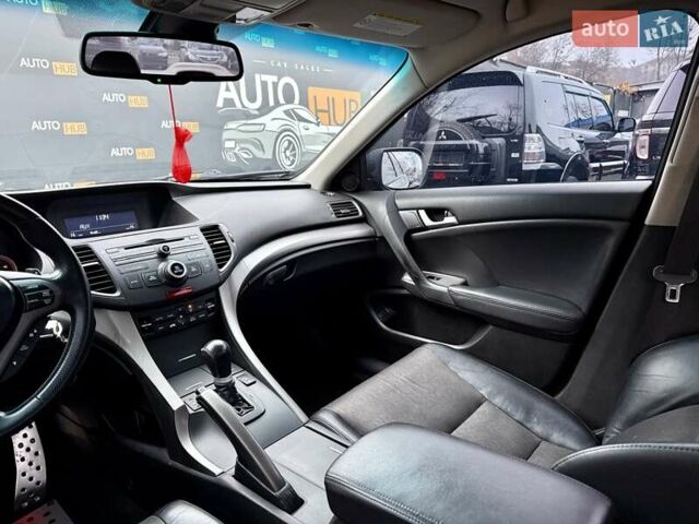 Серый Хонда Аккорд, объемом двигателя 2.4 л и пробегом 203 тыс. км за 9500 $, фото 13 на Automoto.ua