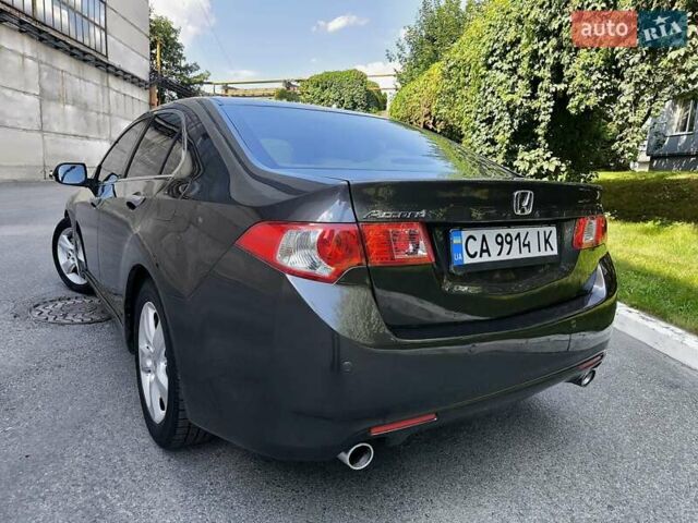 Сірий Хонда Аккорд, об'ємом двигуна 2.4 л та пробігом 185 тис. км за 8900 $, фото 9 на Automoto.ua