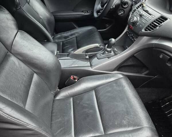 Сірий Хонда Аккорд, об'ємом двигуна 2.35 л та пробігом 190 тис. км за 10300 $, фото 2 на Automoto.ua