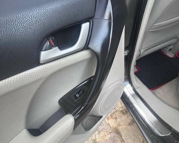 Серый Хонда Аккорд, объемом двигателя 2.2 л и пробегом 341 тыс. км за 8500 $, фото 11 на Automoto.ua