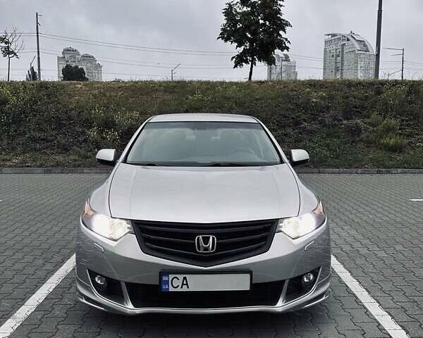 Сірий Хонда Аккорд, об'ємом двигуна 2.4 л та пробігом 247 тис. км за 10000 $, фото 12 на Automoto.ua