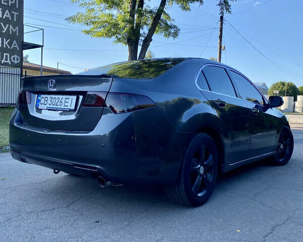 Серый Хонда Аккорд, объемом двигателя 2 л и пробегом 250 тыс. км за 8000 $, фото 2 на Automoto.ua