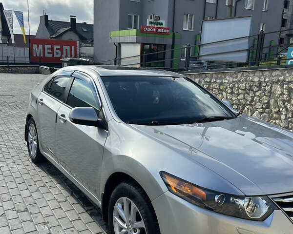 Сірий Хонда Аккорд, об'ємом двигуна 2.4 л та пробігом 271 тис. км за 8700 $, фото 14 на Automoto.ua