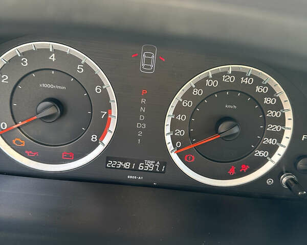 Серый Хонда Аккорд, объемом двигателя 2.35 л и пробегом 224 тыс. км за 5800 $, фото 9 на Automoto.ua