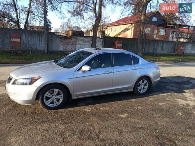 Серый Хонда Аккорд, объемом двигателя 2.4 л и пробегом 242 тыс. км за 7800 $, фото 5 на Automoto.ua