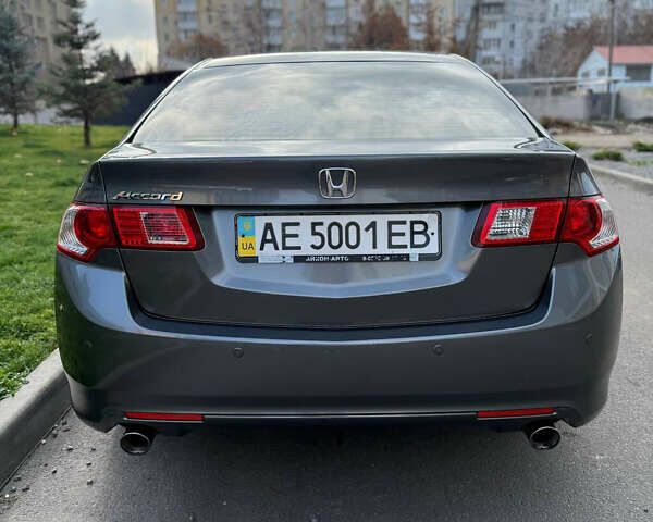 Серый Хонда Аккорд, объемом двигателя 2.35 л и пробегом 157 тыс. км за 10900 $, фото 5 на Automoto.ua