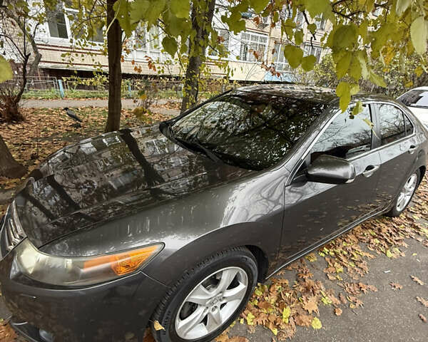 Серый Хонда Аккорд, объемом двигателя 2.4 л и пробегом 291 тыс. км за 9100 $, фото 2 на Automoto.ua