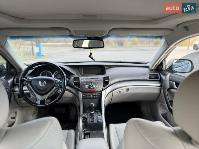 Серый Хонда Аккорд, объемом двигателя 2 л и пробегом 200 тыс. км за 8699 $, фото 17 на Automoto.ua