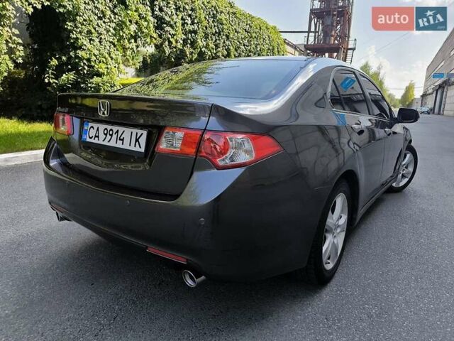 Сірий Хонда Аккорд, об'ємом двигуна 2.4 л та пробігом 185 тис. км за 8900 $, фото 5 на Automoto.ua