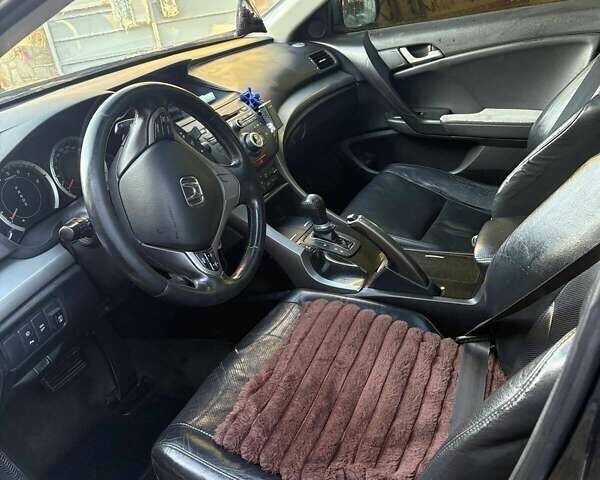 Серый Хонда Аккорд, объемом двигателя 2 л и пробегом 180 тыс. км за 8800 $, фото 5 на Automoto.ua