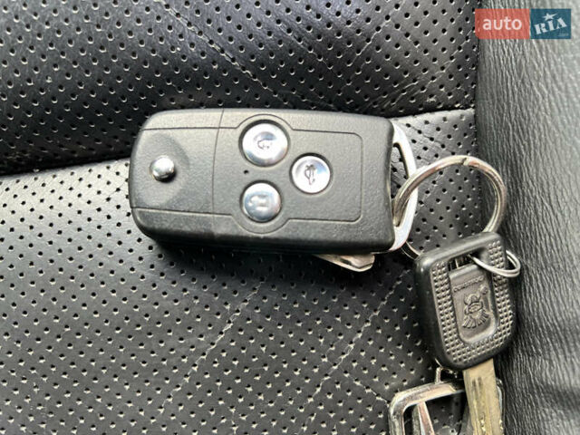 Серый Хонда Аккорд, объемом двигателя 2.4 л и пробегом 248 тыс. км за 8900 $, фото 39 на Automoto.ua