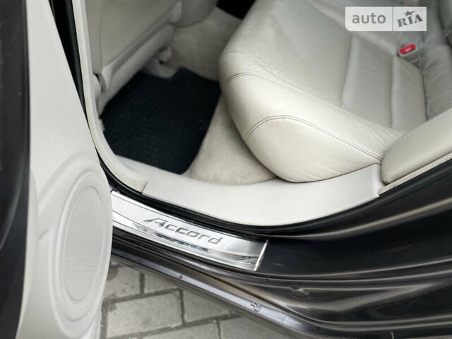 Сірий Хонда Аккорд, об'ємом двигуна 2.4 л та пробігом 202 тис. км за 9199 $, фото 43 на Automoto.ua