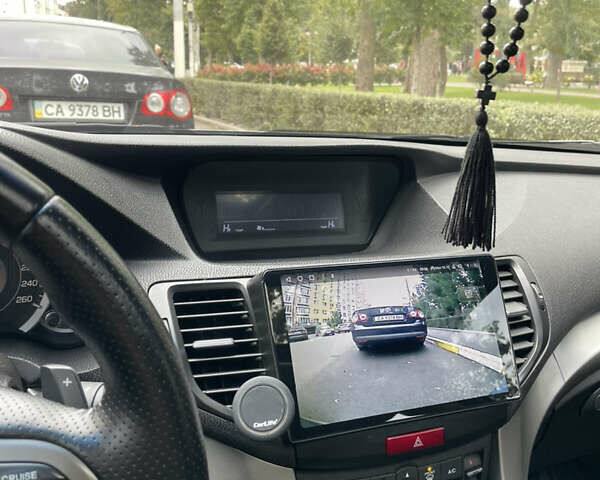 Серый Хонда Аккорд, объемом двигателя 2.4 л и пробегом 150 тыс. км за 11999 $, фото 79 на Automoto.ua