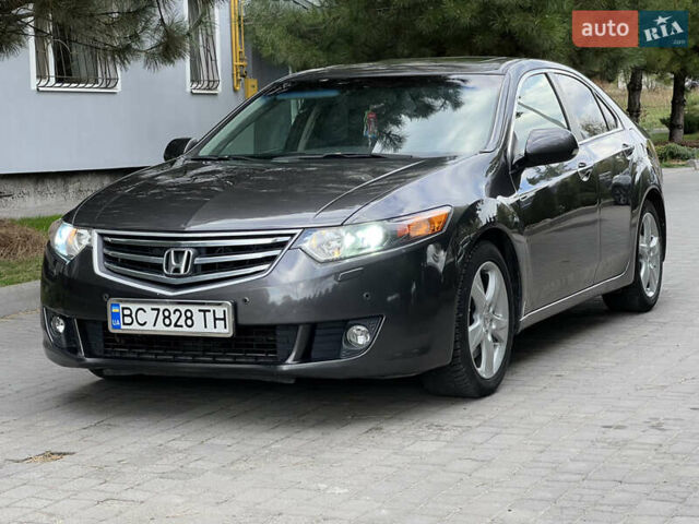 Серый Хонда Аккорд, объемом двигателя 2.4 л и пробегом 248 тыс. км за 8900 $, фото 5 на Automoto.ua