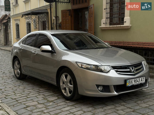 Серый Хонда Аккорд, объемом двигателя 2 л и пробегом 195 тыс. км за 7500 $, фото 1 на Automoto.ua
