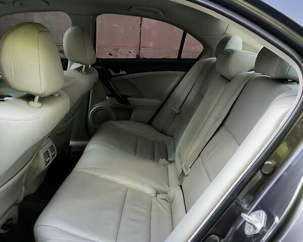Сірий Хонда Аккорд, об'ємом двигуна 2.4 л та пробігом 185 тис. км за 8900 $, фото 20 на Automoto.ua