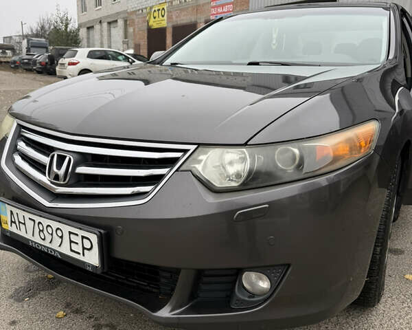 Серый Хонда Аккорд, объемом двигателя 2.4 л и пробегом 291 тыс. км за 9100 $, фото 11 на Automoto.ua