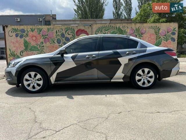 Серый Хонда Аккорд, объемом двигателя 2.4 л и пробегом 268 тыс. км за 8700 $, фото 10 на Automoto.ua