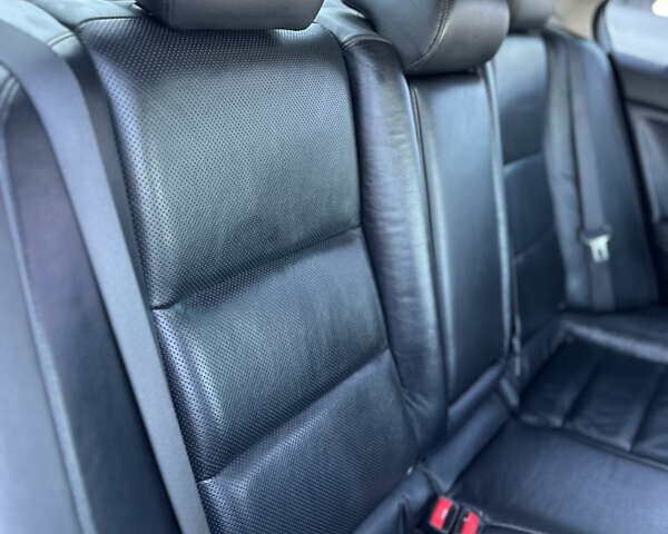 Серый Хонда Аккорд, объемом двигателя 2 л и пробегом 208 тыс. км за 10000 $, фото 32 на Automoto.ua