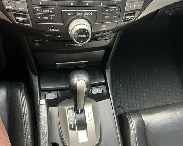 Серый Хонда Аккорд, объемом двигателя 3.5 л и пробегом 140 тыс. км за 8200 $, фото 3 на Automoto.ua