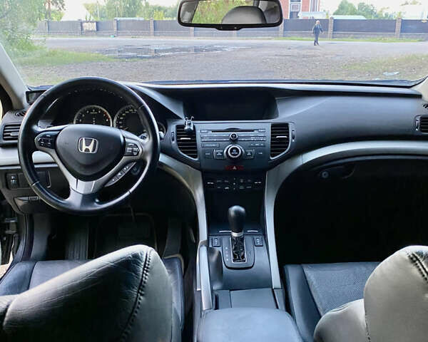 Сірий Хонда Аккорд, об'ємом двигуна 2 л та пробігом 285 тис. км за 7999 $, фото 21 на Automoto.ua