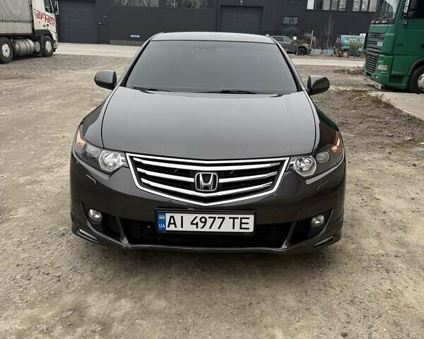 Серый Хонда Аккорд, объемом двигателя 2.35 л и пробегом 166 тыс. км за 11200 $, фото 2 на Automoto.ua